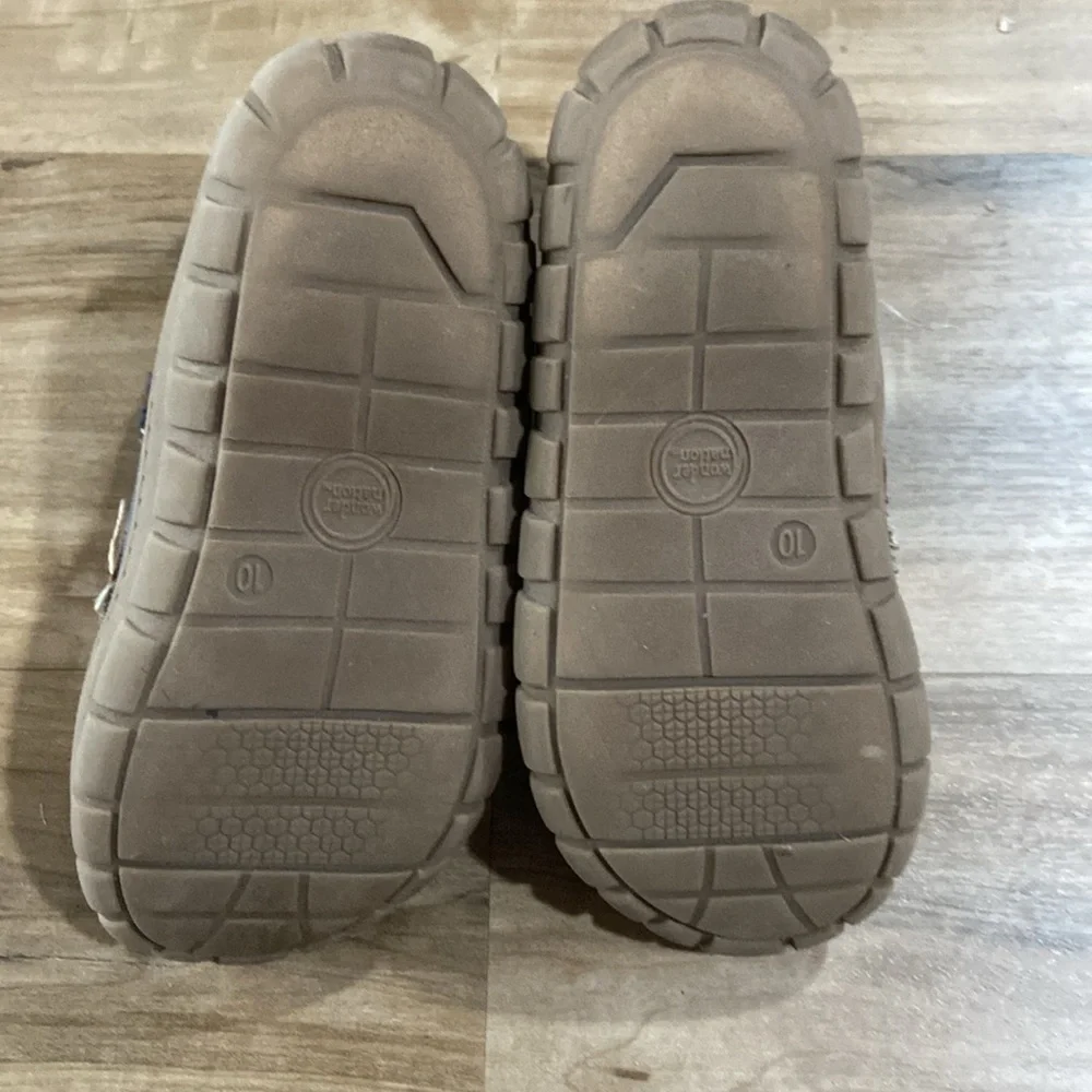 $1 Toddler Boots